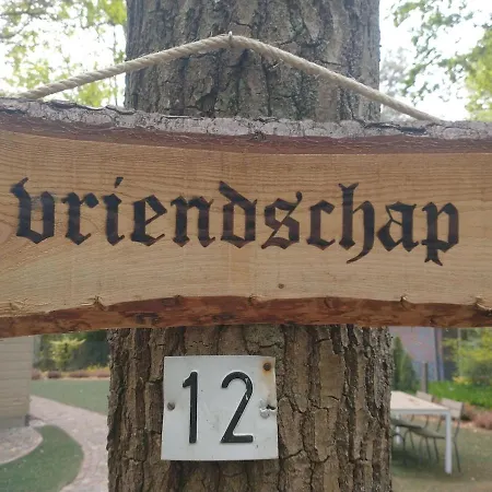 Bos Huize Vriendschap Holiday home Hattemerbroek