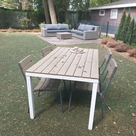 Holiday home Bos Huize Vriendschap Hattemerbroek